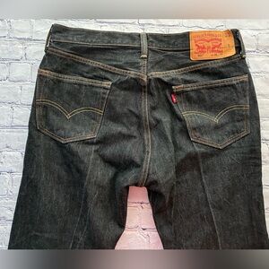 LEVIS classic 501 button fly men’s size 36x32